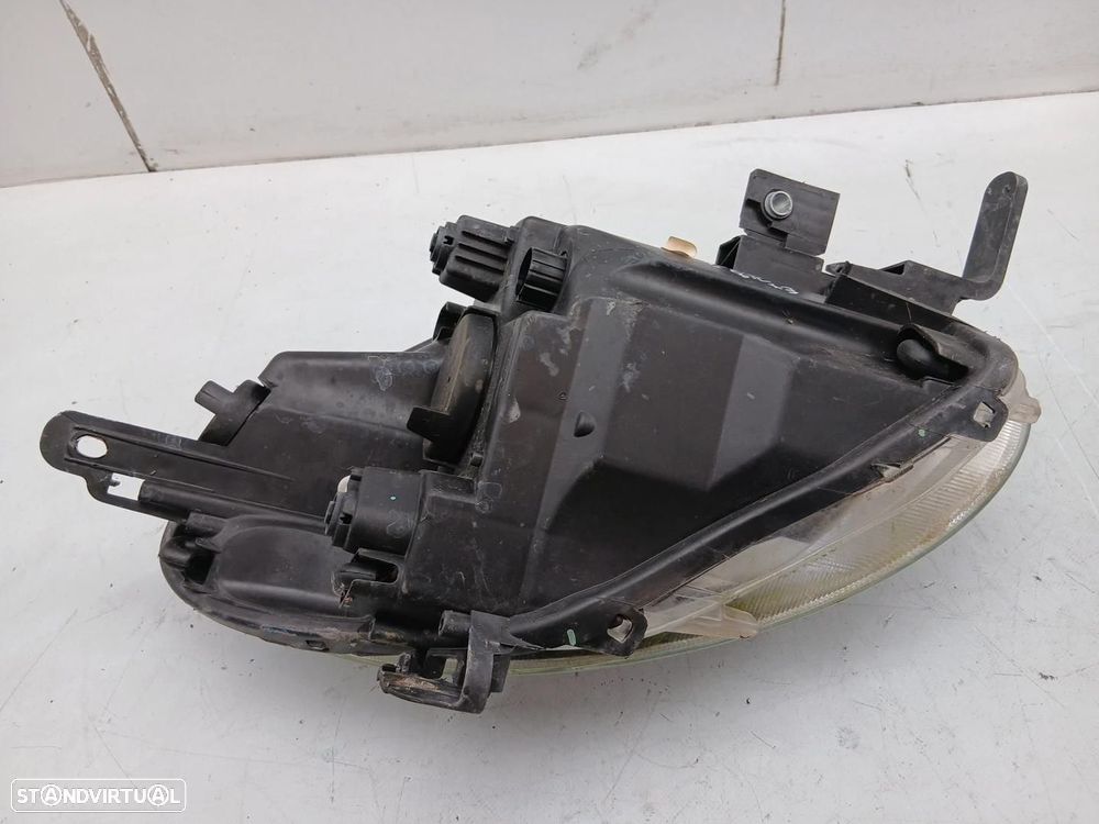 Ótica / farol esquerda FIAT 500L (351_, 352_) - 4