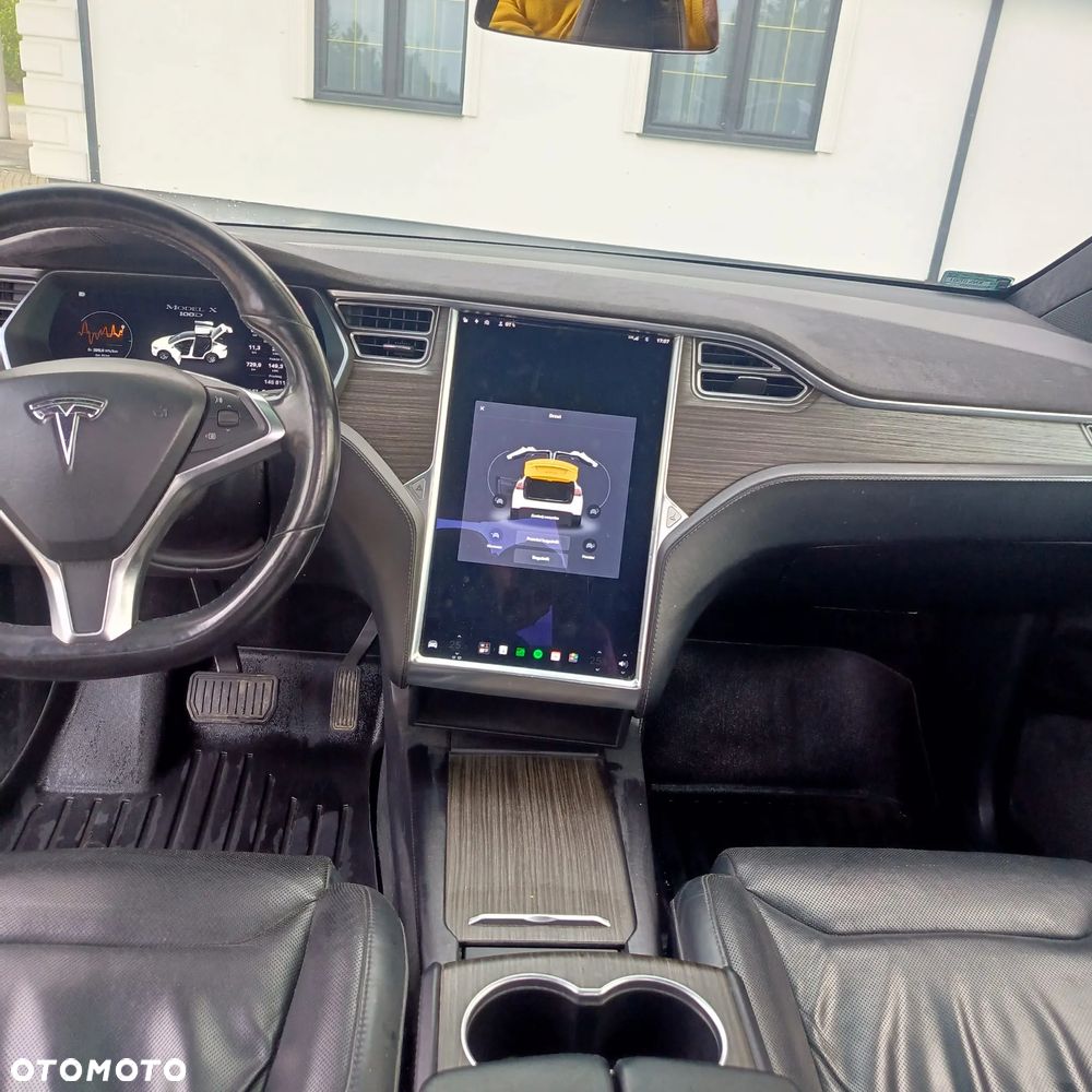 Tesla Model X Long Range Plus - 21