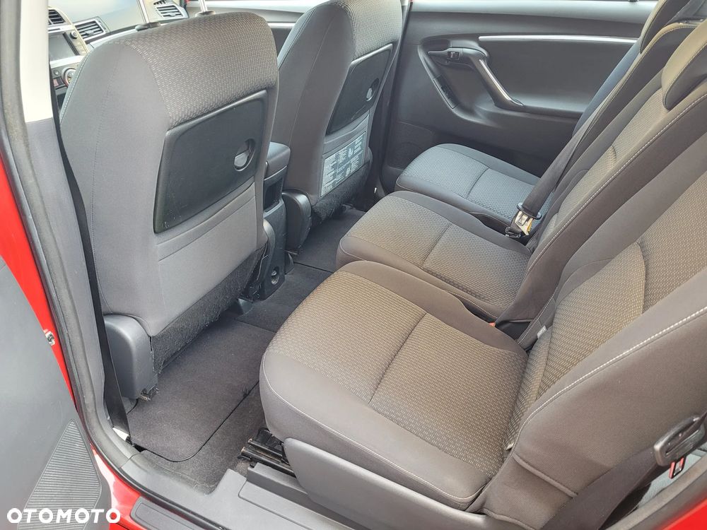 Toyota Verso 1.8 Prestige 7os EU6 - 8