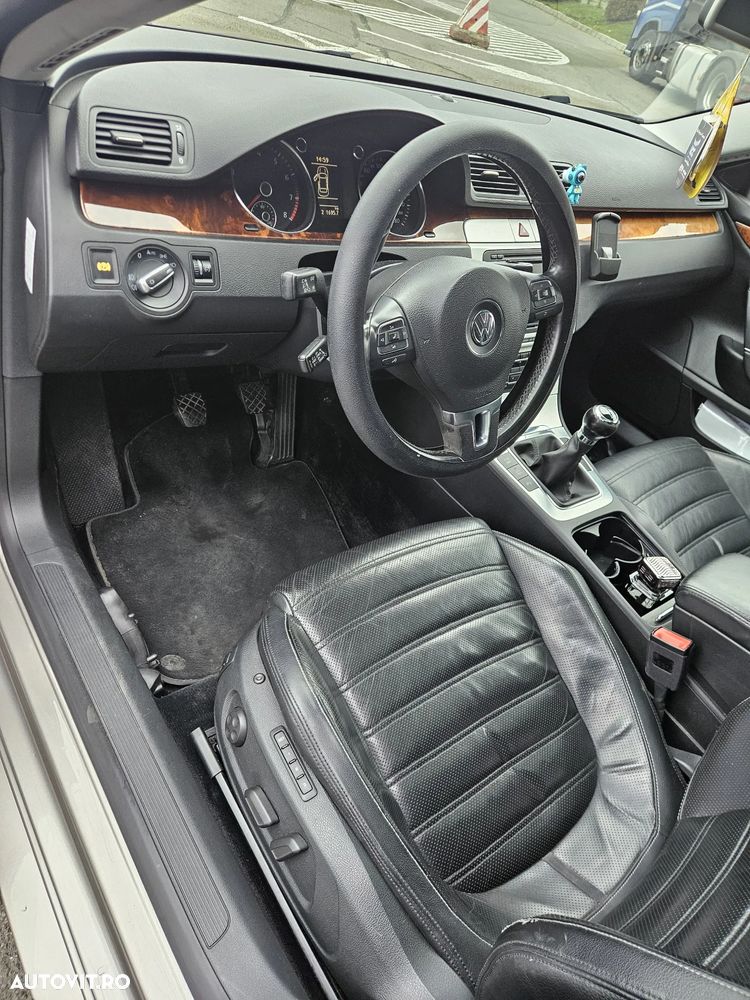 Volkswagen Passat CC 1.8 TSI - 17