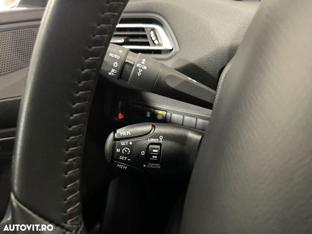 Peugeot 308 PureTech 110 Stop & Start Active Pack - 26