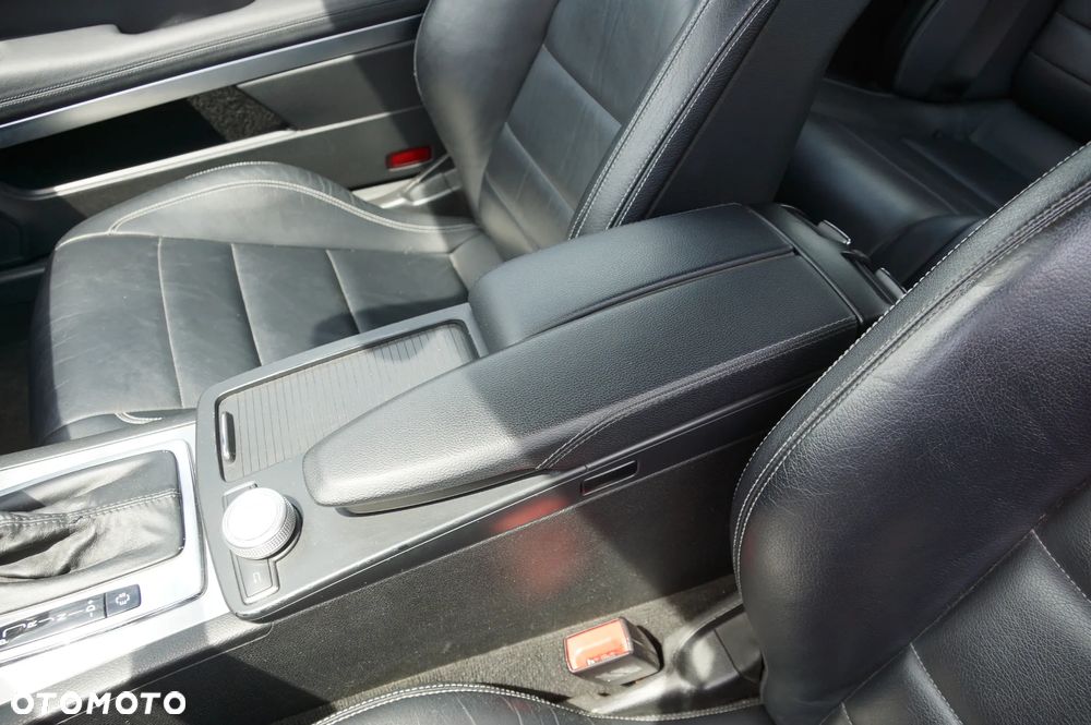 Mercedes-Benz Klasa E 220 CDI DPF BlueEFFICIENCY Automatik Avantgarde - 21