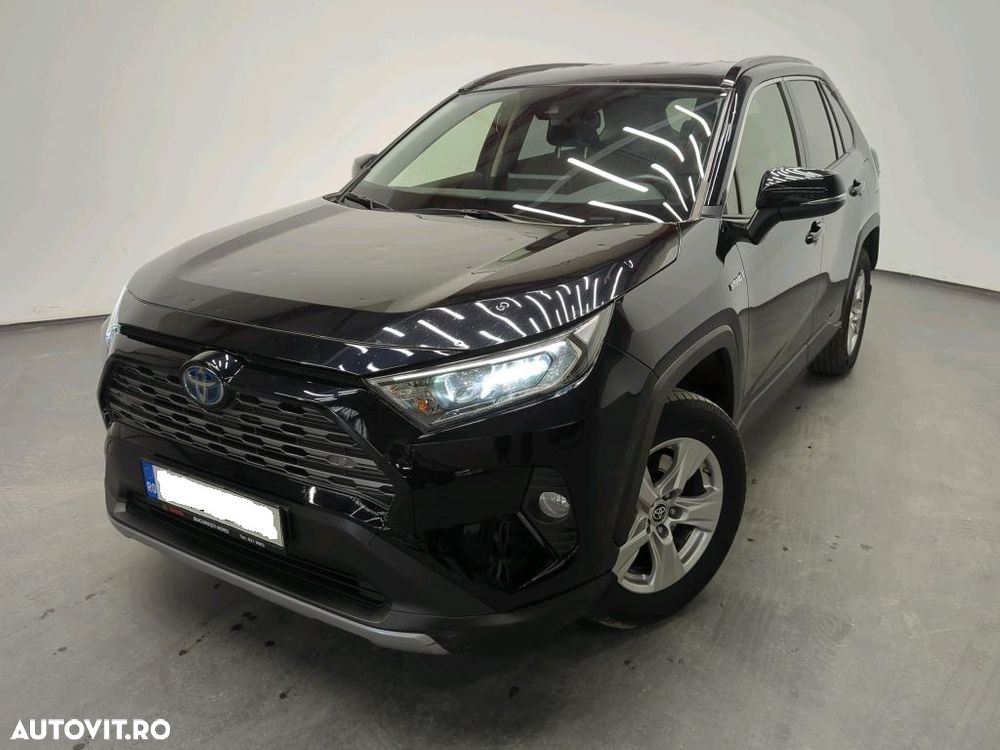 Toyota RAV4 - 1