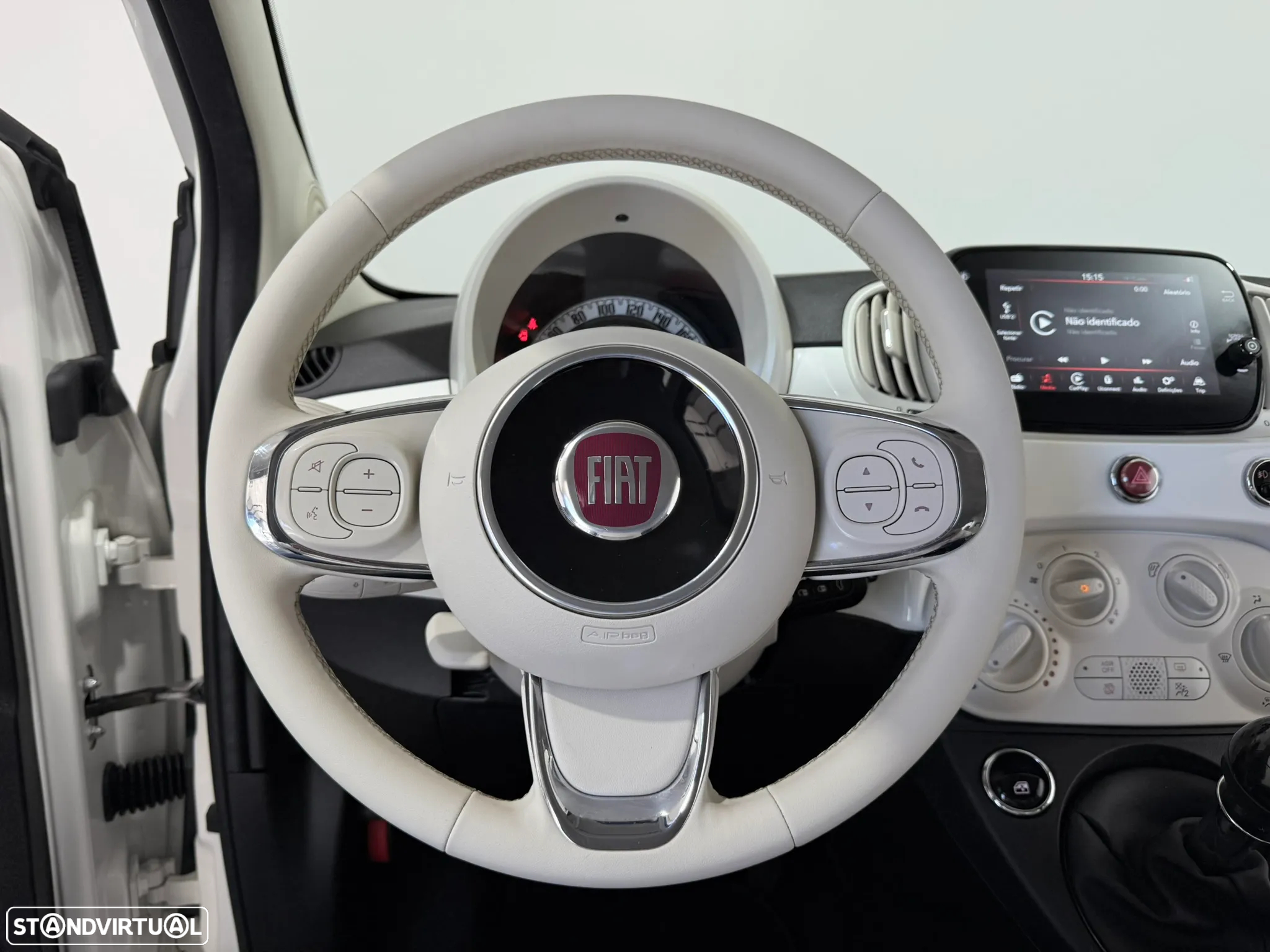 Fiat 500 1.0 Hybrid Lounge - 23