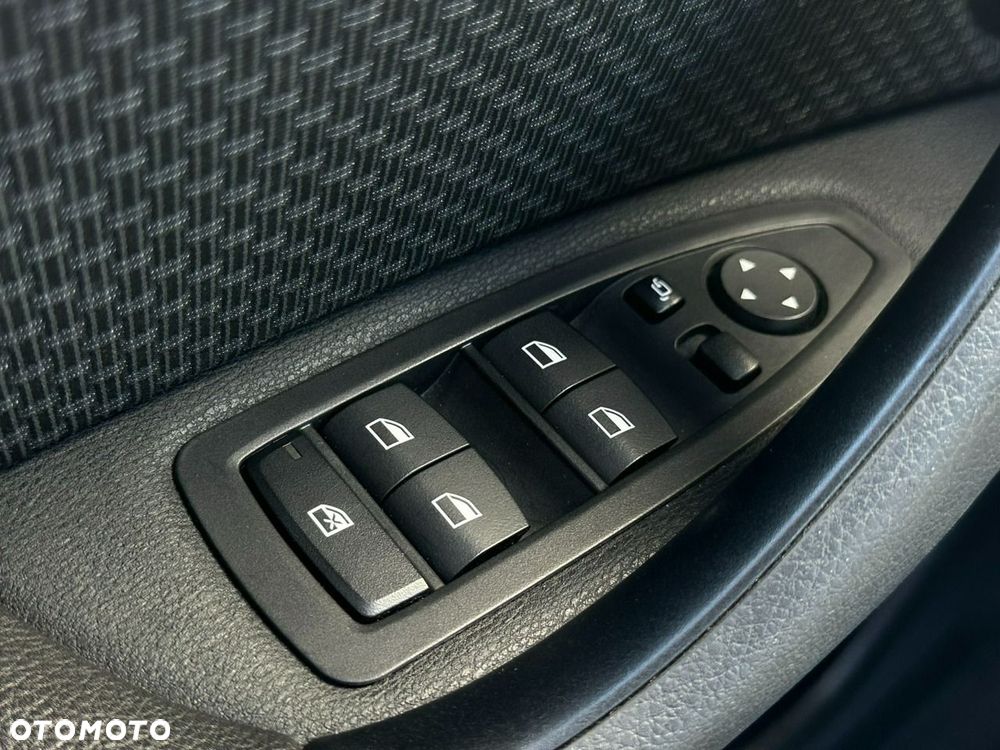 BMW X1 xDrive25e Advantage - 35