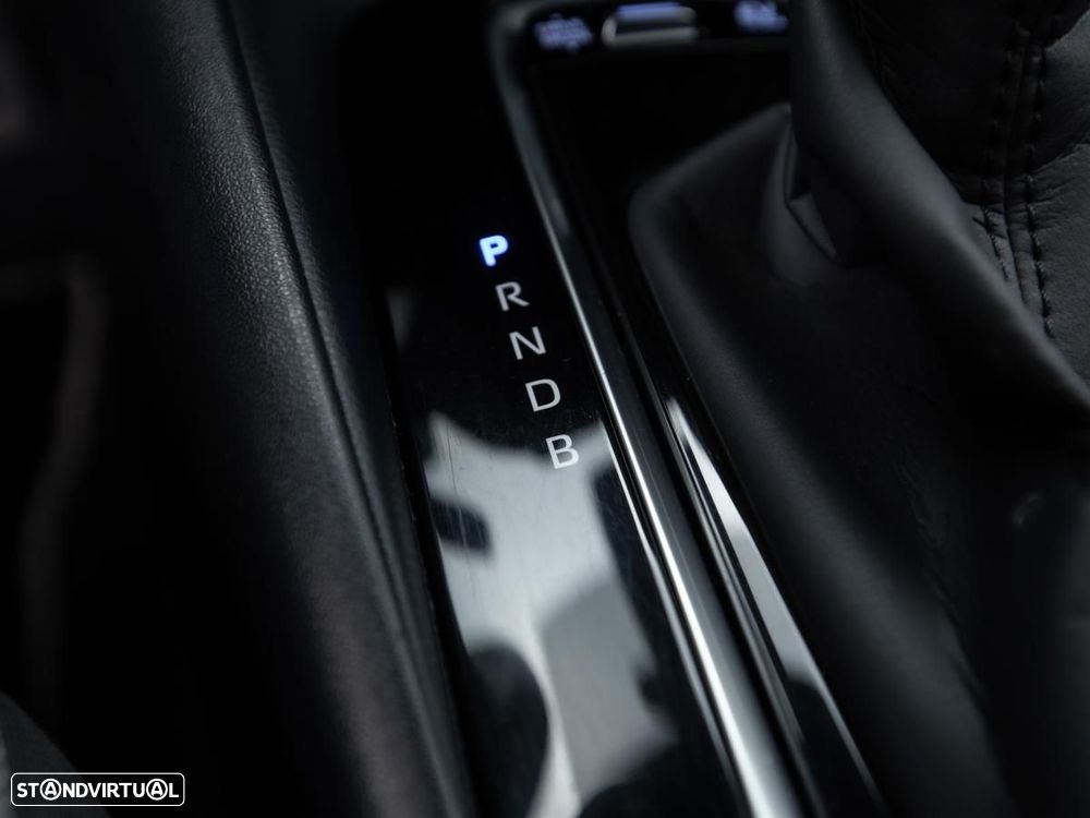 Toyota Corolla Touring Sports 1.8 Hybrid Comfort - 17