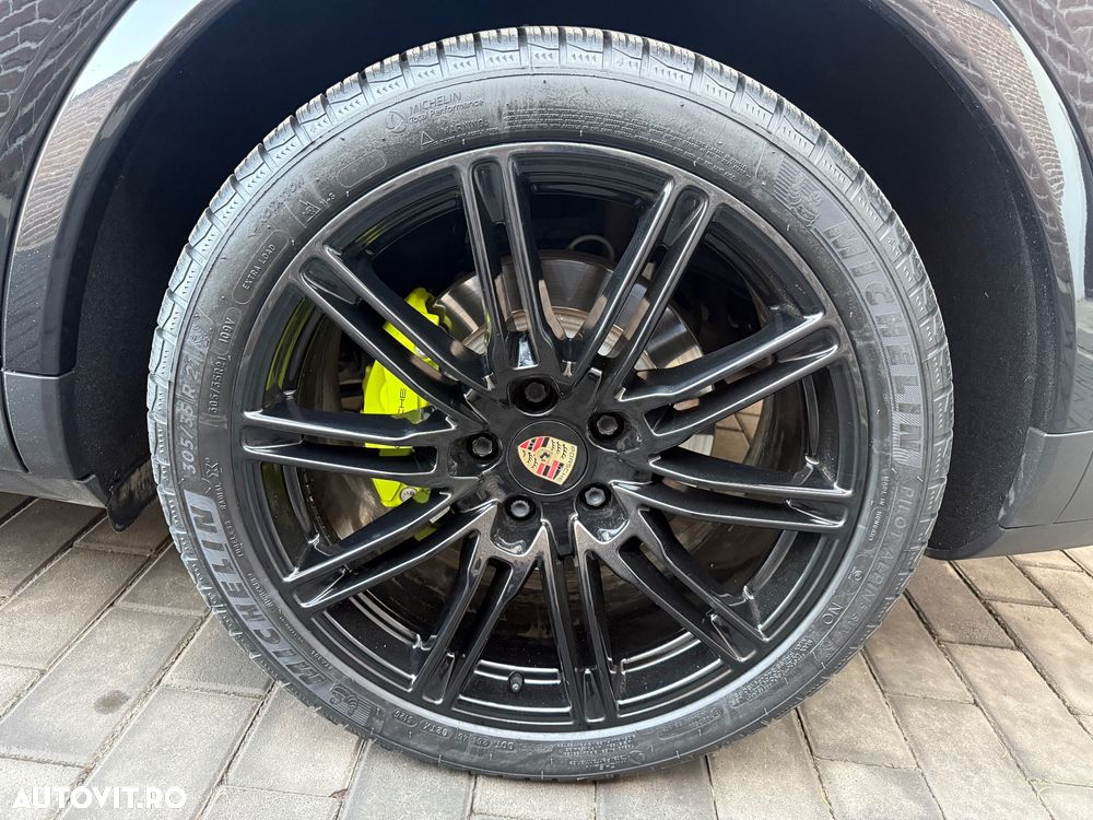 Porsche Cayenne Coupe E-Hybrid Tiptronic S - 40