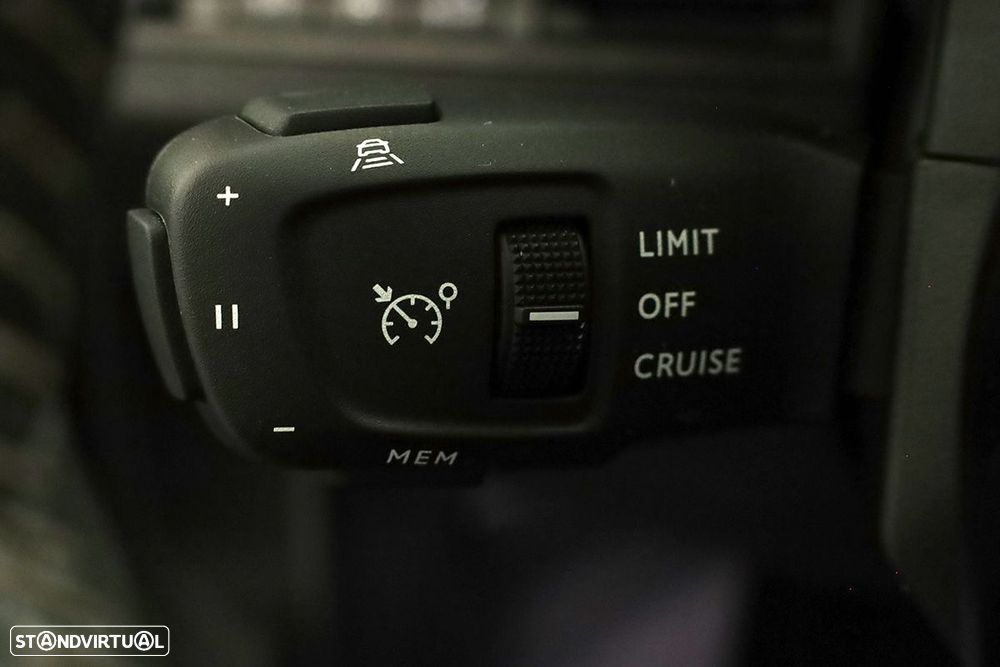 Peugeot 3008 1.2 Hybrid Allure Pack e-DCS6 - 18