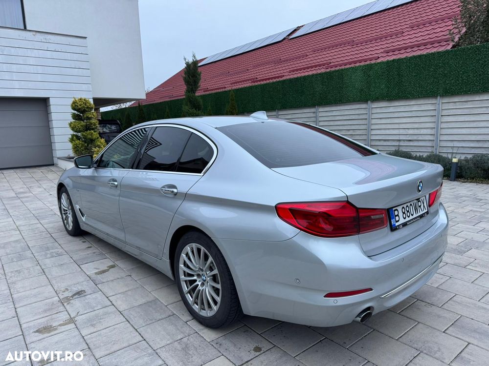 BMW Seria 5 520i Aut. Luxury Line - 3