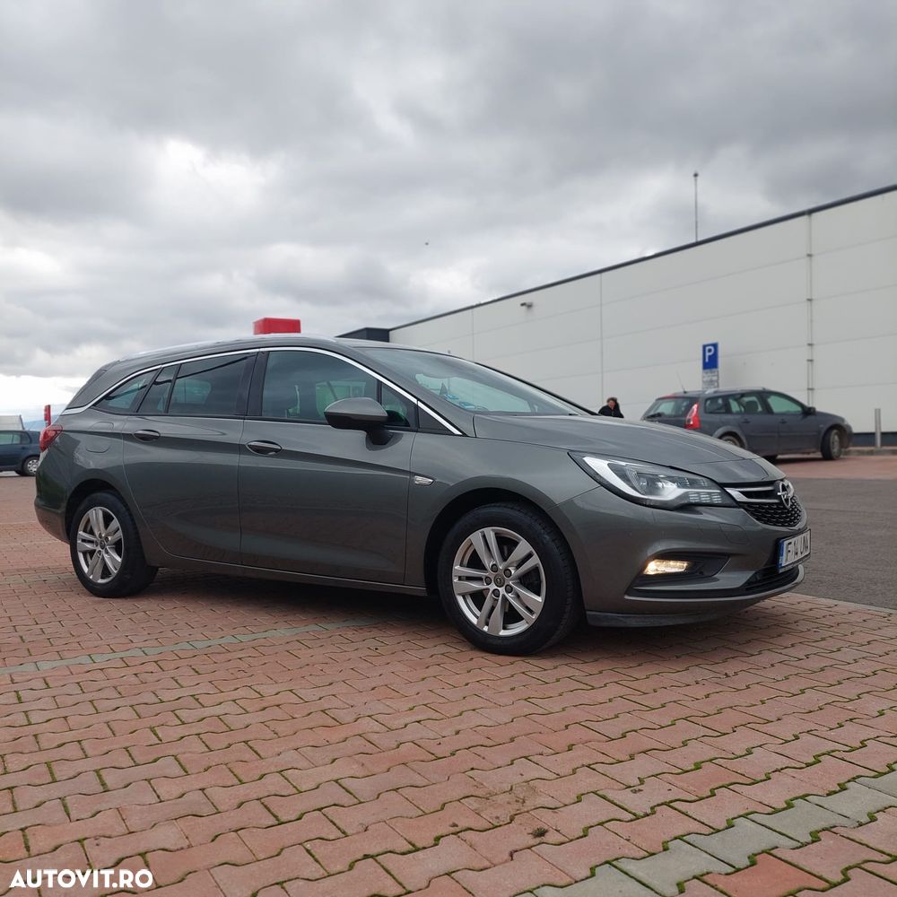 Opel Astra Sports Tourer 1.6 CDTI ECOTEC Start/Stop Selection - 2