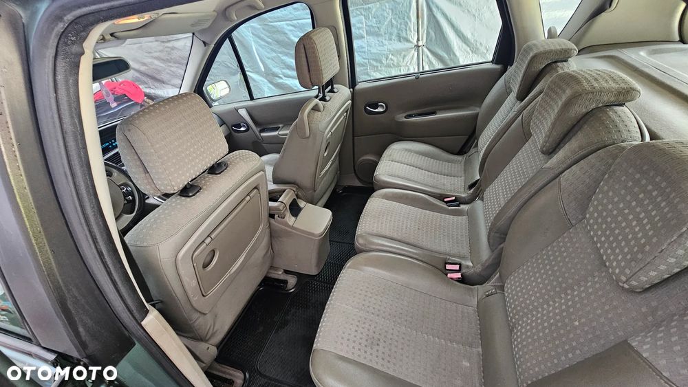 Renault Scenic 1.6 Confort Authentique - 14