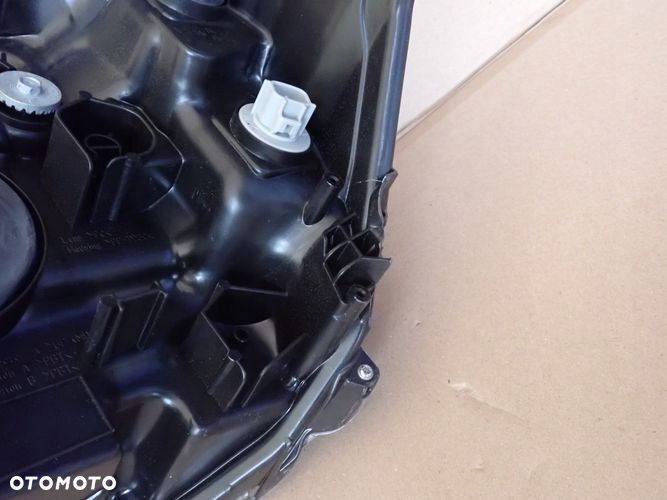 TOYOTA HILUX VIII LIFT 20- reflektor prawy lampa prawa 1EJ-923364-040 - 7