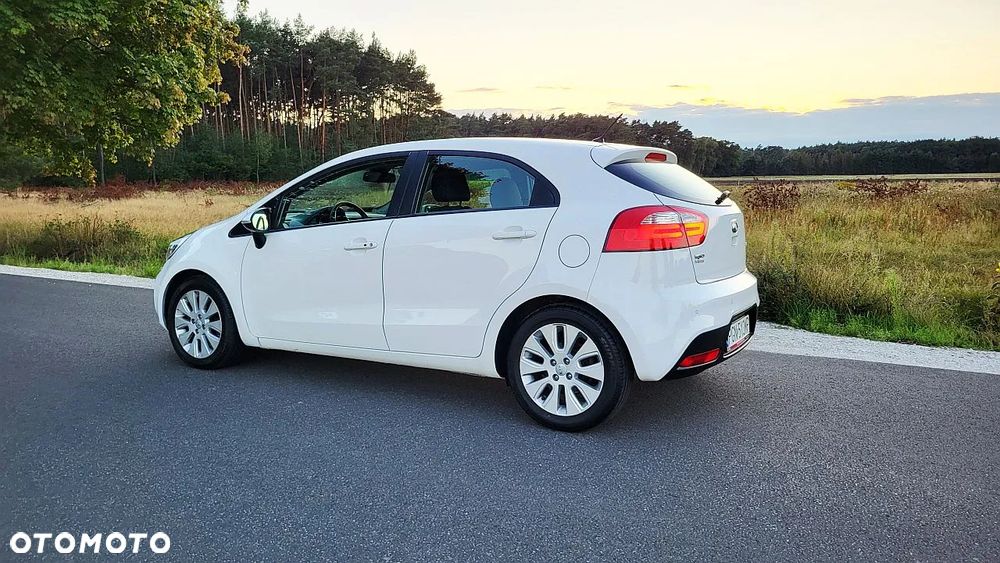 Kia Rio 1.1 CRDI Edition 7 - 17