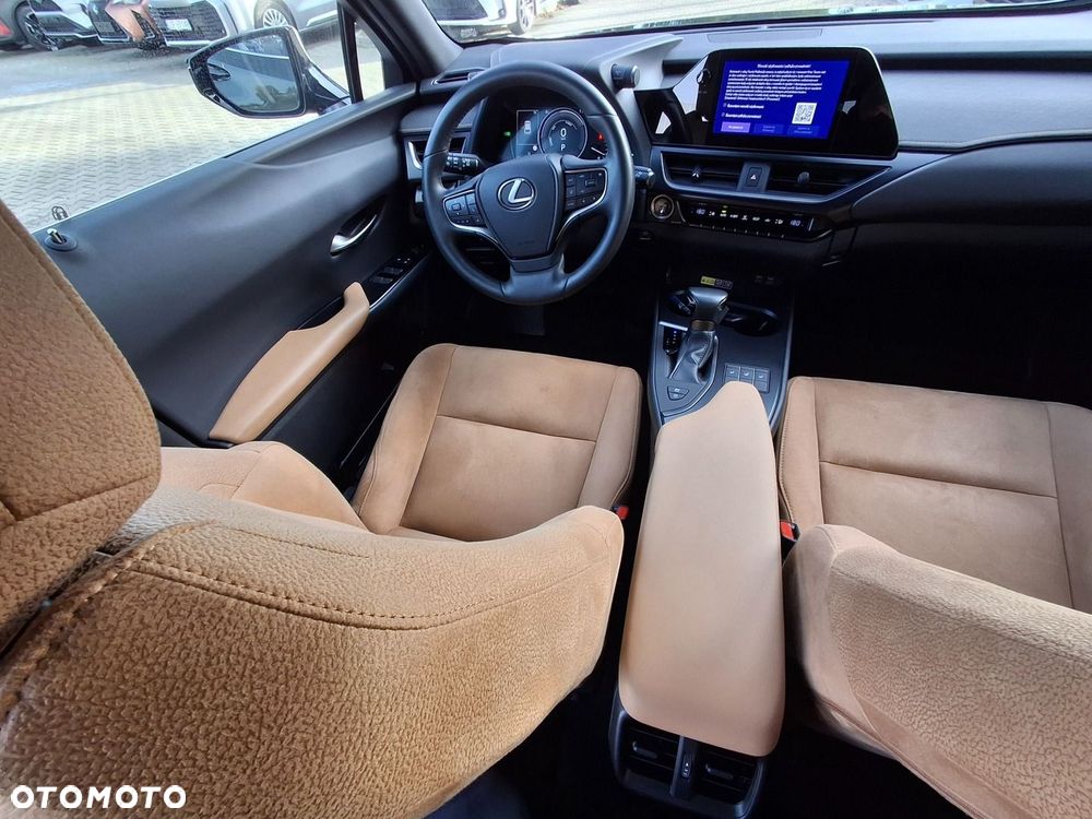 Lexus UX 250h GPF Business 2WD - 21