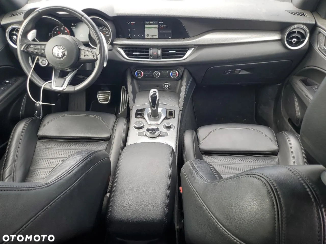 Alfa Romeo Stelvio 2.0 Turbo 16V AT8-Q4 Veloce Ti - 9