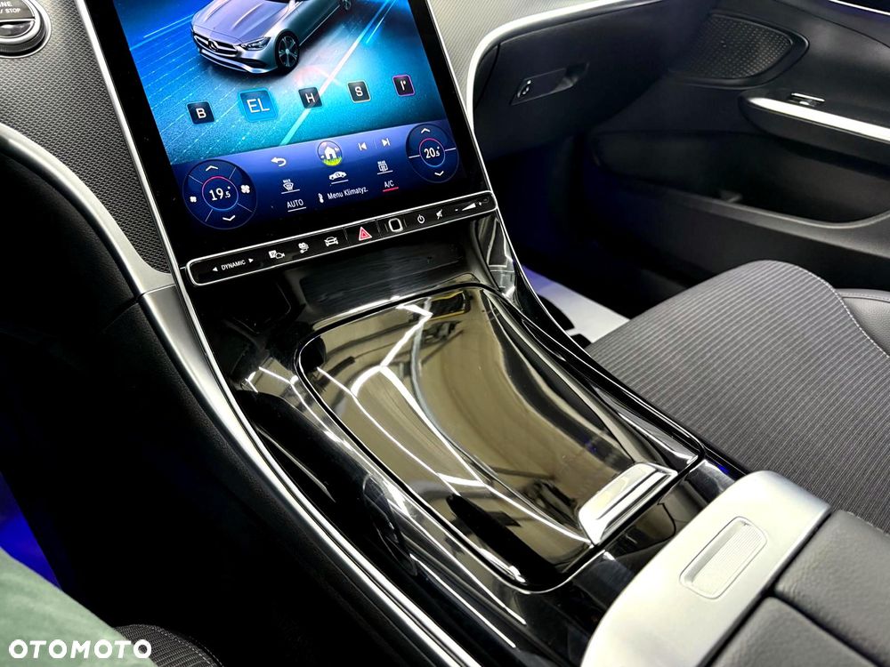 Mercedes-Benz Klasa C 300 e 9G-TRONIC Avantgarde - 23