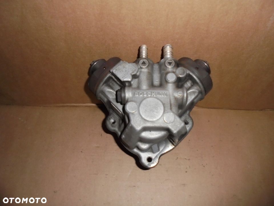 Pompa wtryskowa paliwa PORSCHE CAYENNE AUDI Q7 4.2TDI 057130755AE - 1