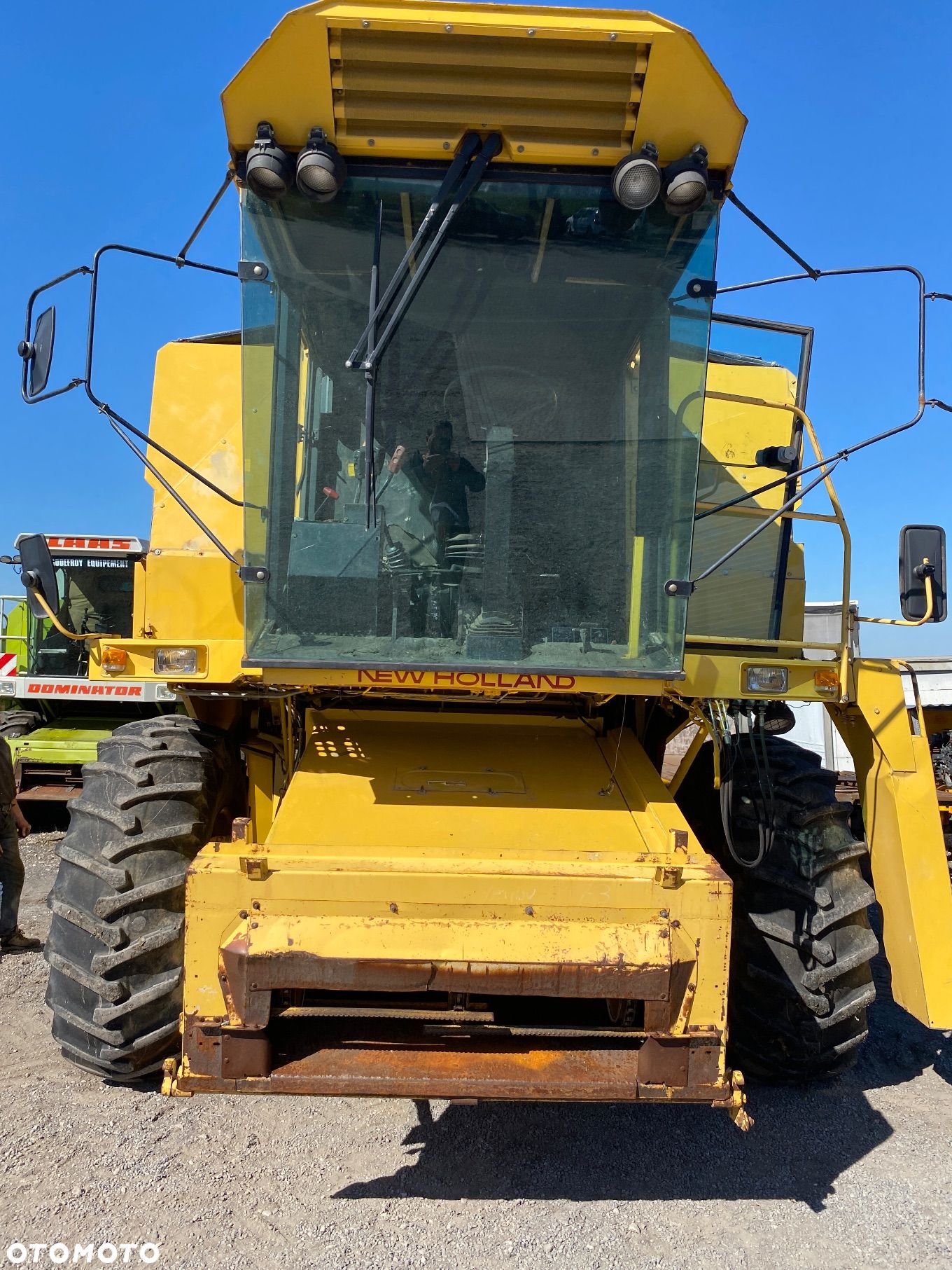 New Holland TX 34 - 1