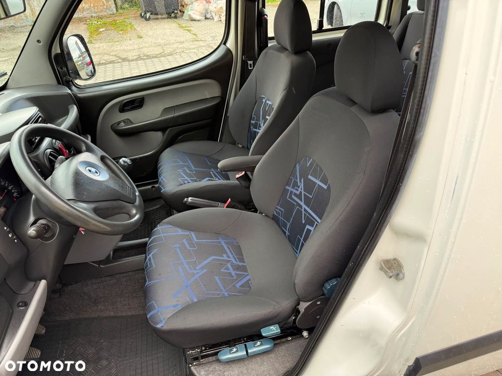Fiat Doblo - 18