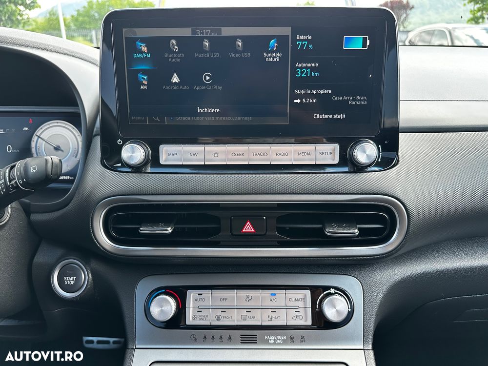 Hyundai KONA Premium - 35