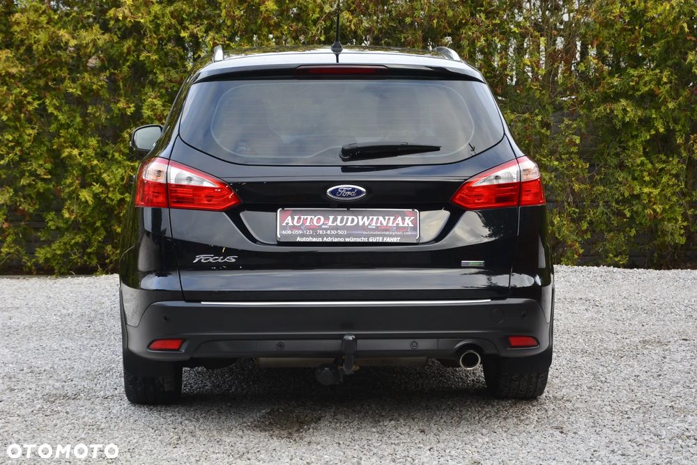 Ford Focus 1.6 EcoBoost Titanium - 19