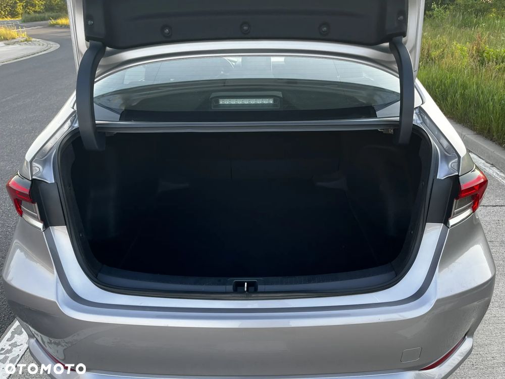 Toyota Corolla 1.6 Comfort - 9