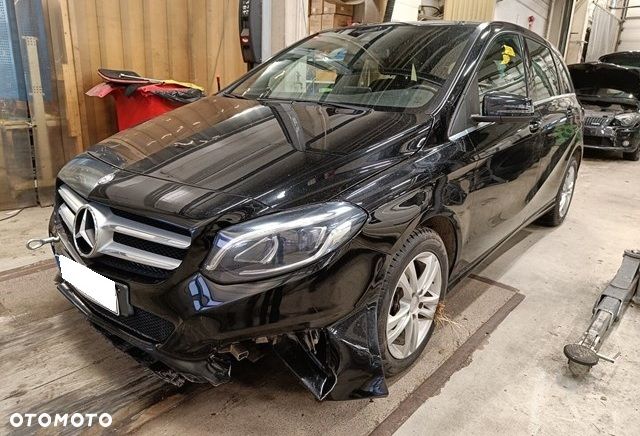 Mercedes-Benz Klasa B 180 (BlueEFFICIENCY) 7G-DCT - 3