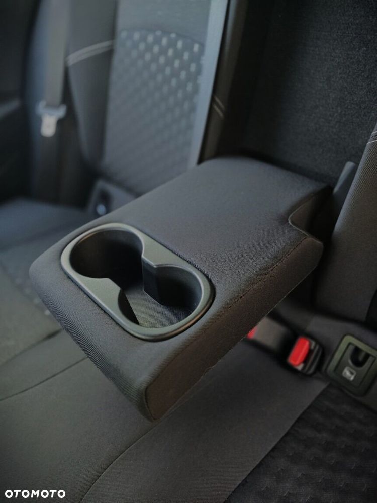 Toyota Corolla 1.8 Hybrid Comfort - 17