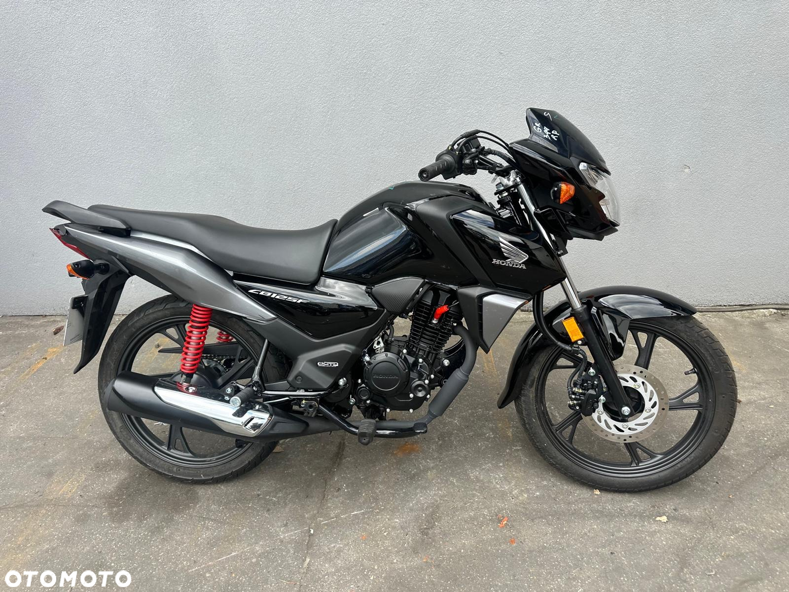 Honda CBF - 2