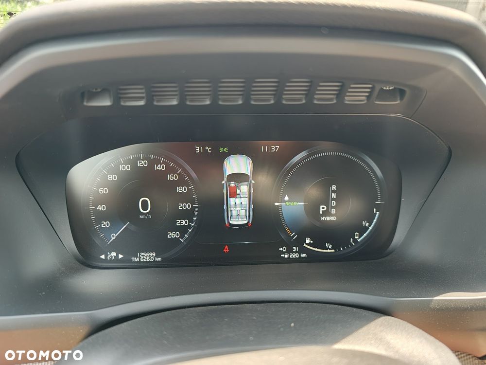 Volvo XC 90 T8 AWD Twin Engine Geartronic RDesign - 27
