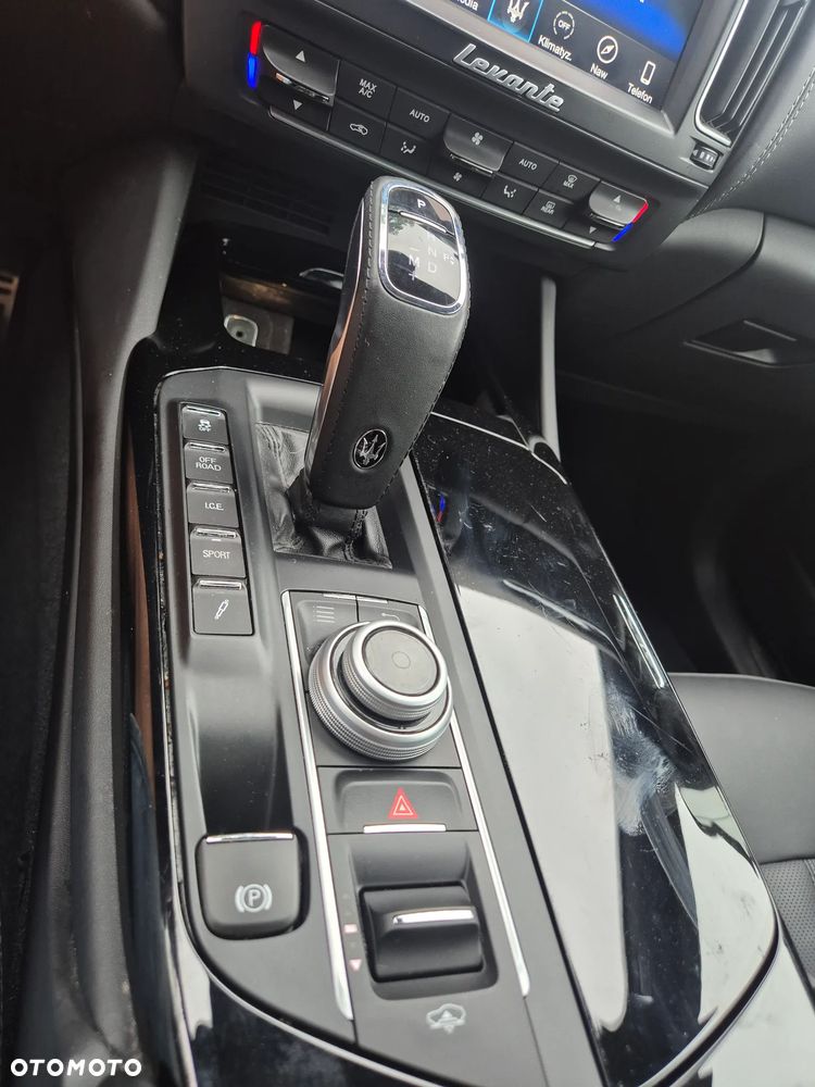 Maserati Levante Diesel Granlusso - 14