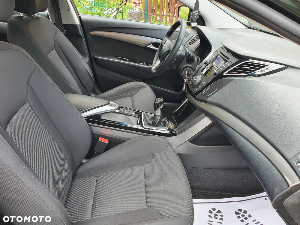 Hyundai i40 Kombi 1.6 Classic - 12
