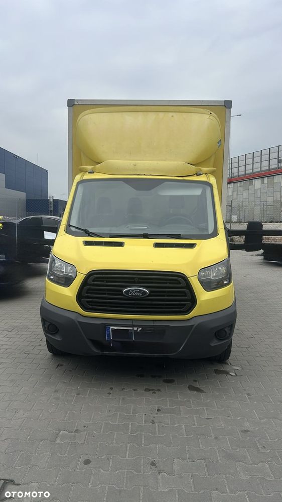 Ford Transit - 12