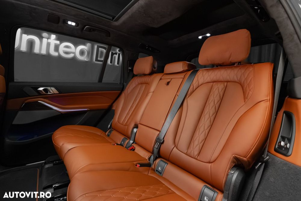 BMW X7 - 30