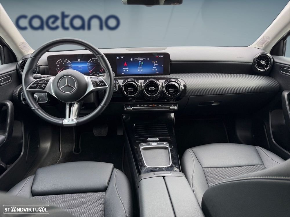 Mercedes-Benz A 200 - 9