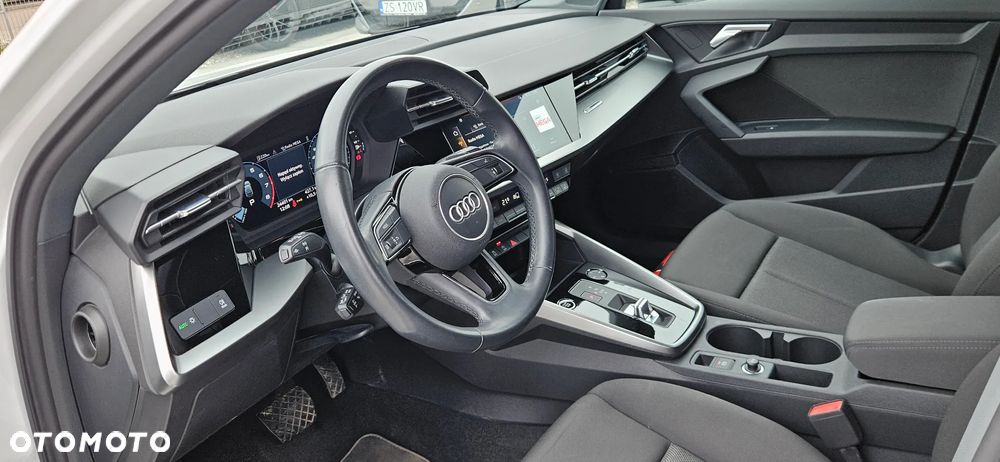 Audi A3 Sportback 30 TFSI mHEV S tronic - 18