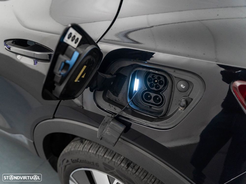 Volvo XC 40 Recharge Core - 13
