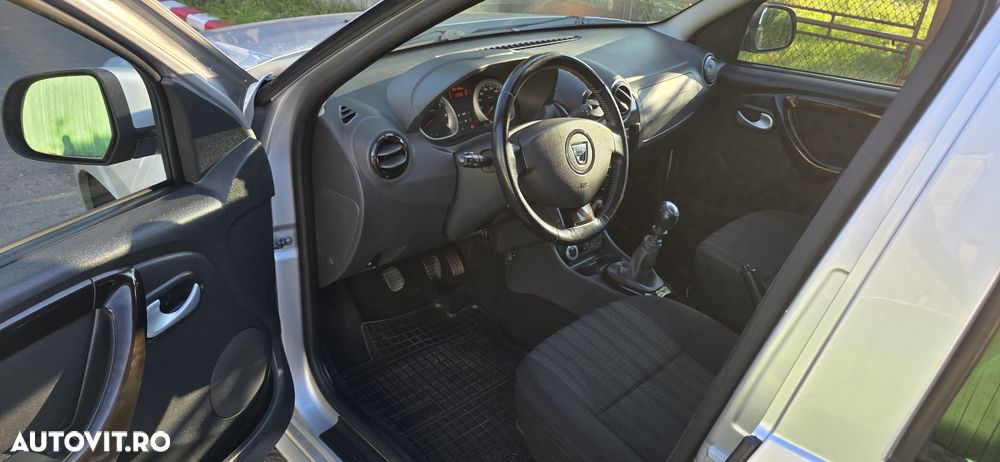 Dacia Duster dCi 110 FAP 4x4 Laureate - 10