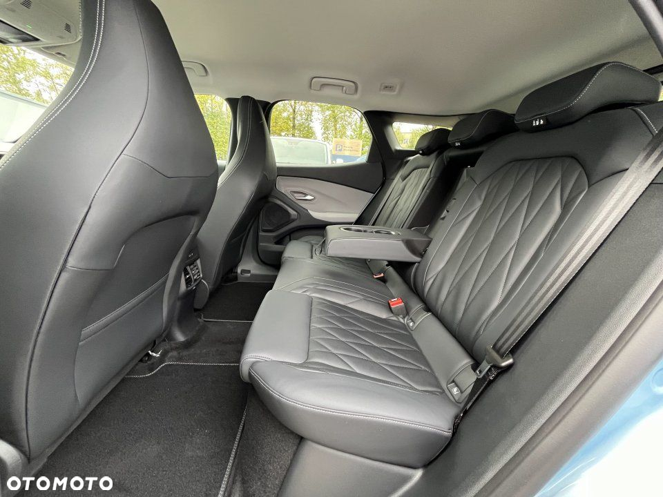 Ford Explorer - 22