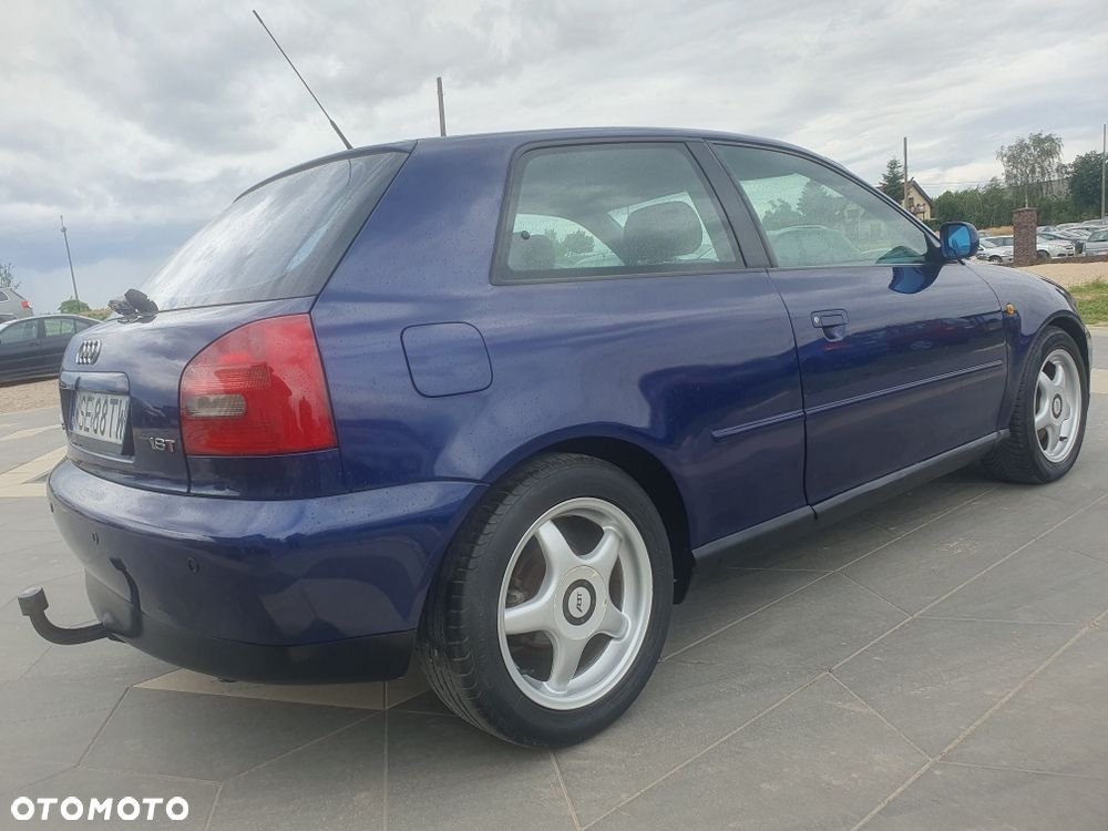 Audi A3 Sportback - 2