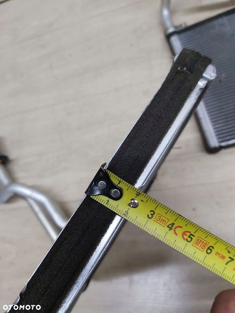 Toyota Corolla E12 nagrzewnica chłodniczka ogrzewania Avensis T25 - 4