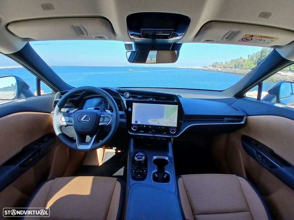 Lexus RZ 300e Premium - 16