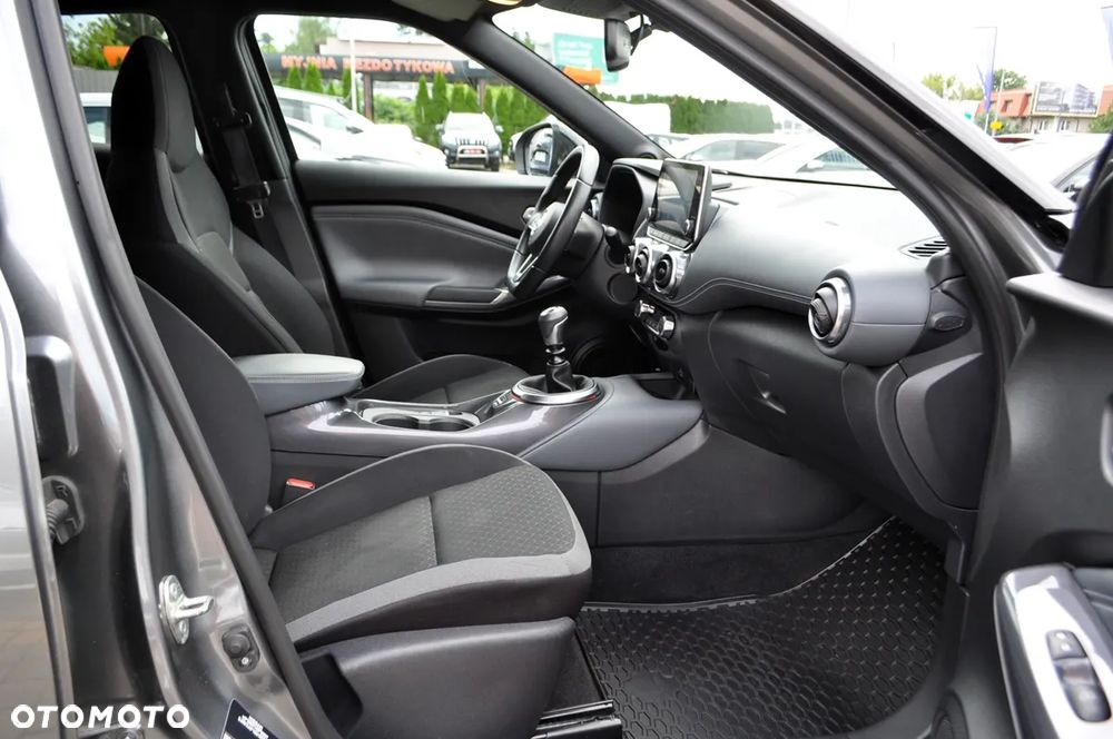 Nissan Juke 1.0 DIG-T Acenta - 32
