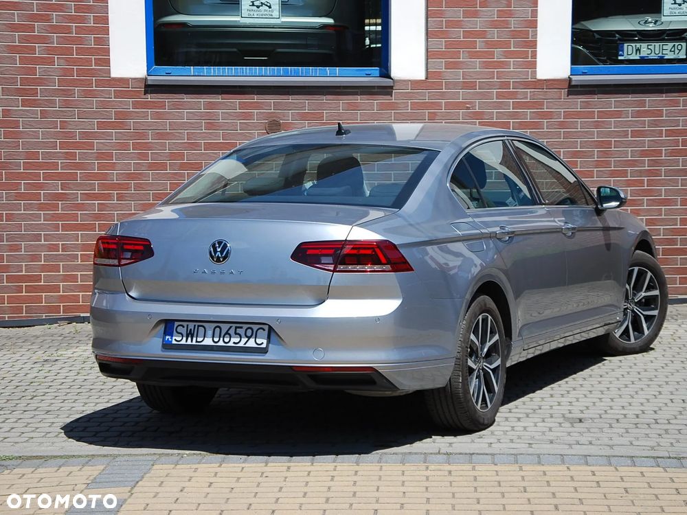 Volkswagen Passat 2.0 TSI Business DSG - 21