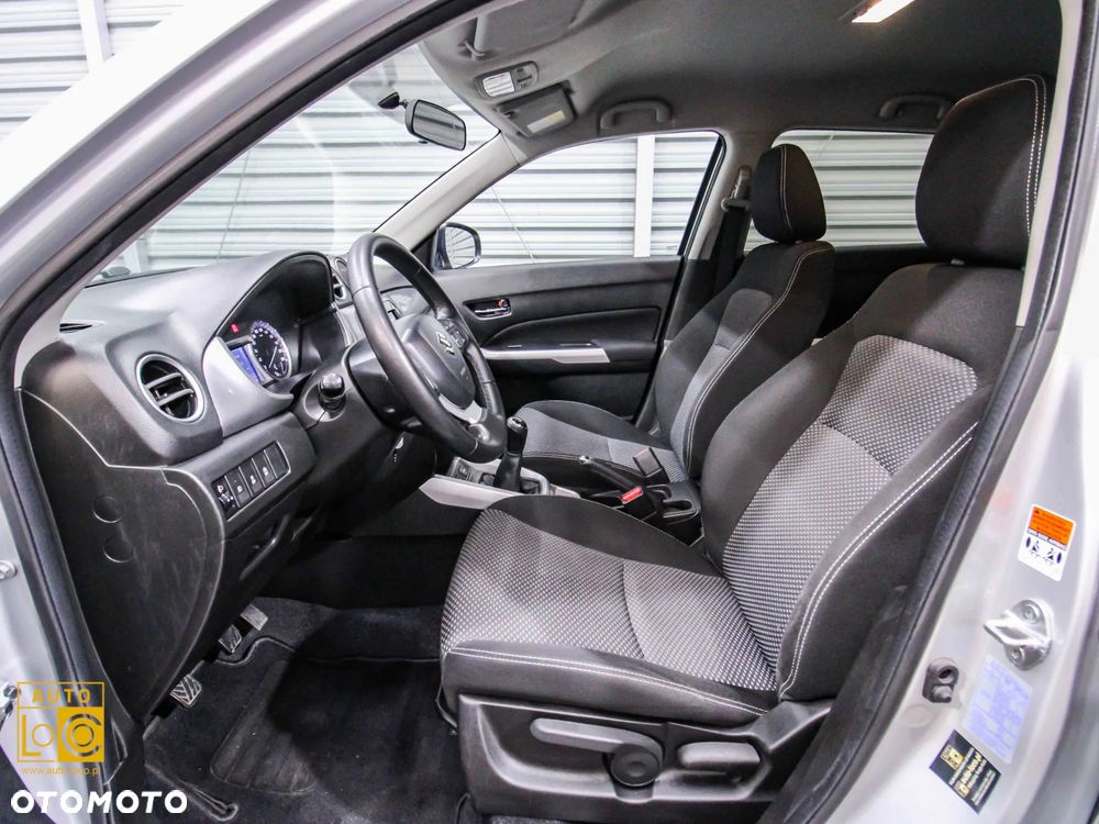 Suzuki Vitara 1.6 Premium 2WD - 12