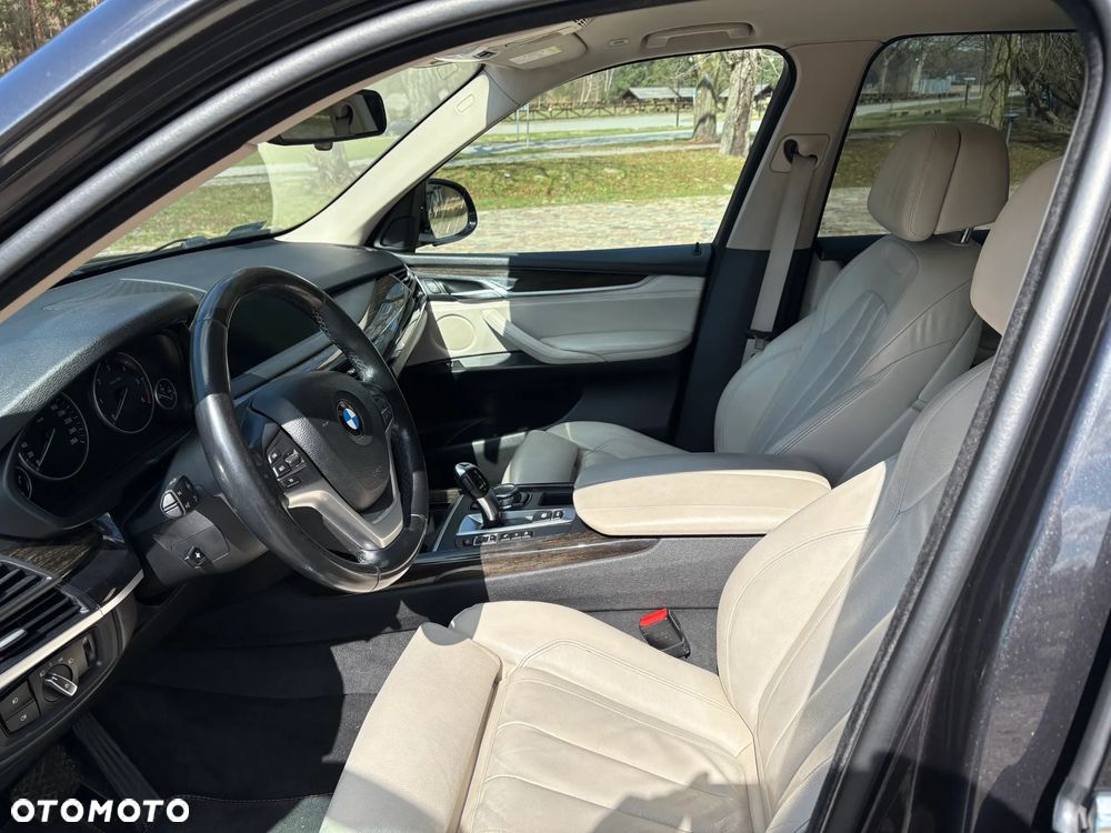 BMW X5 xDrive30d - 16