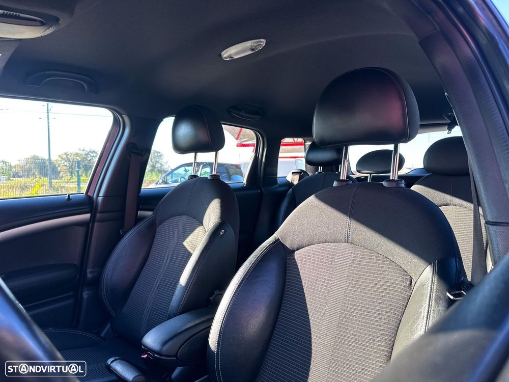 MINI Countryman Cooper D - 14