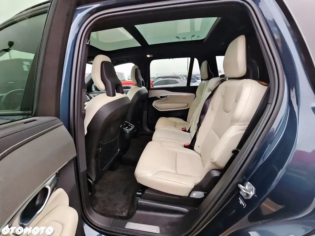 Volvo XC 90 T6 AWD R-Design 7os - 9