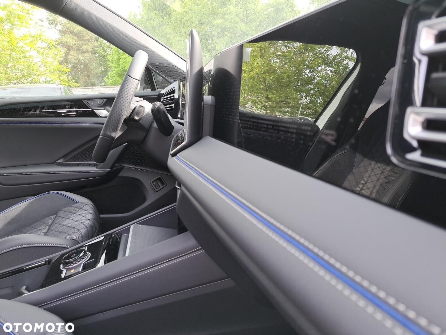 Volkswagen Tiguan - 23