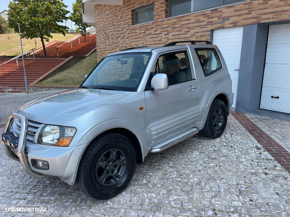 Mitsubishi Pajero 3.2 DI-D GLS ABS+CA - 1